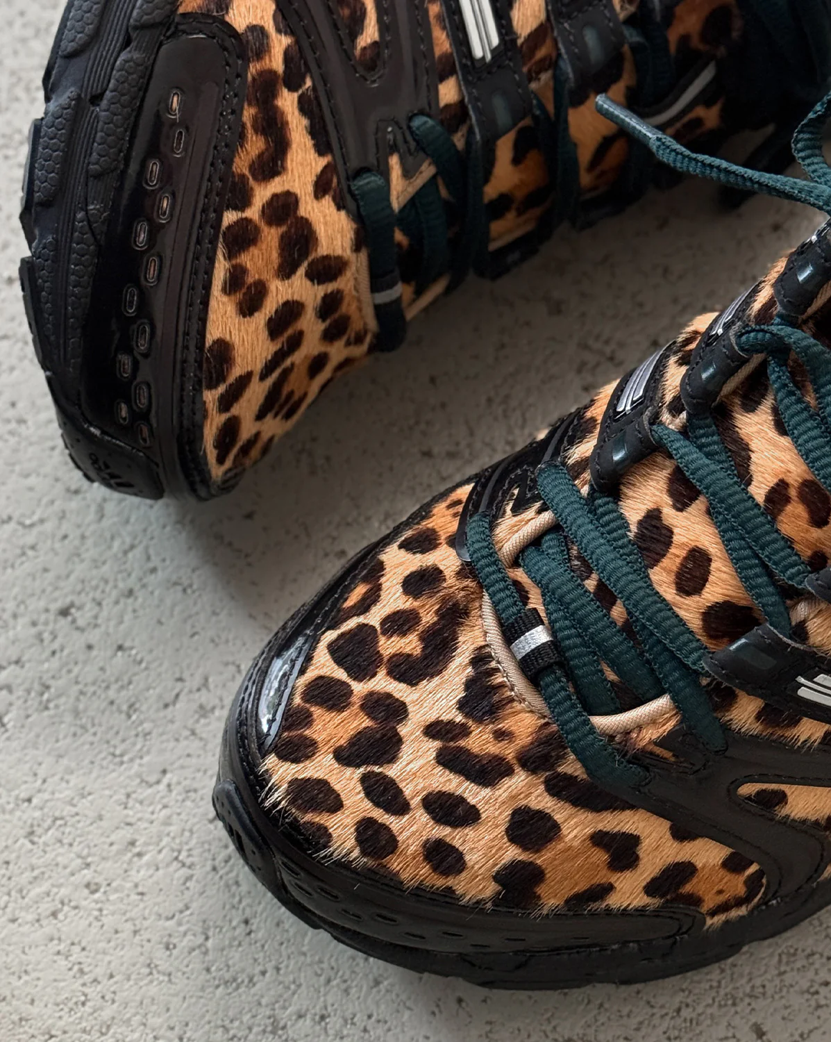 Adidas Adistar Control 5 W *Leopard* - Image 5