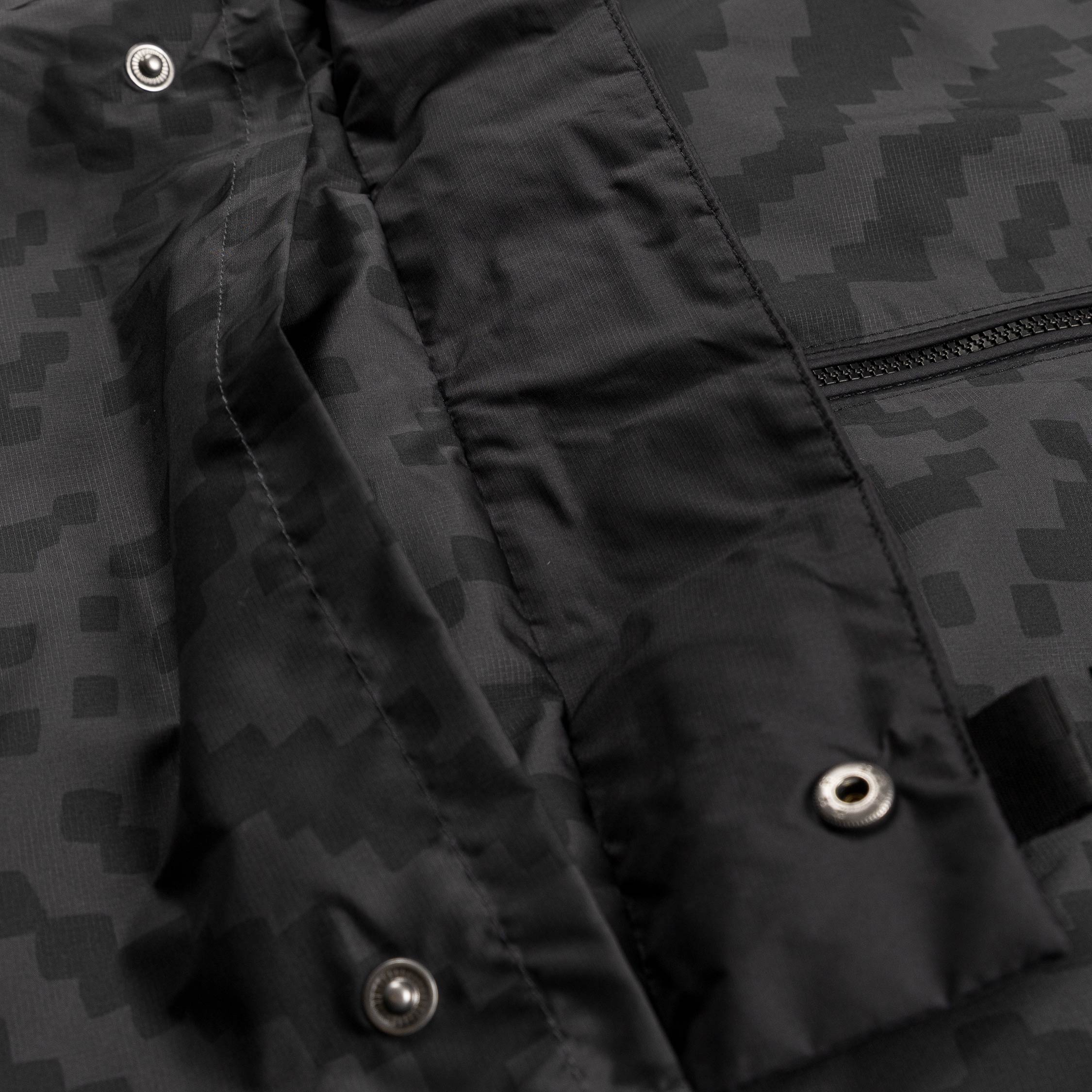Nike	Air Half Zip Jacket - Image 3