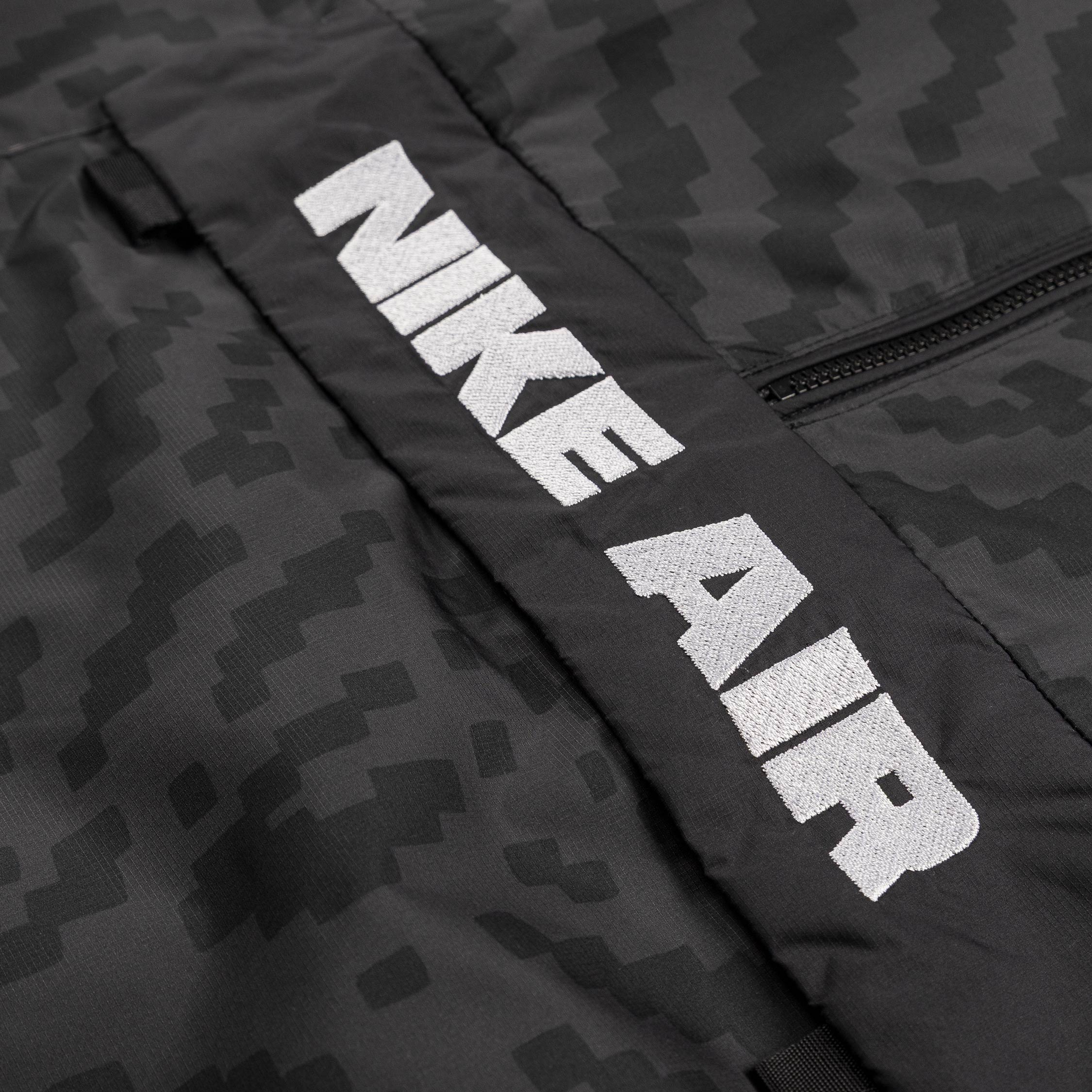 Nike	Air Half Zip Jacket - Image 4