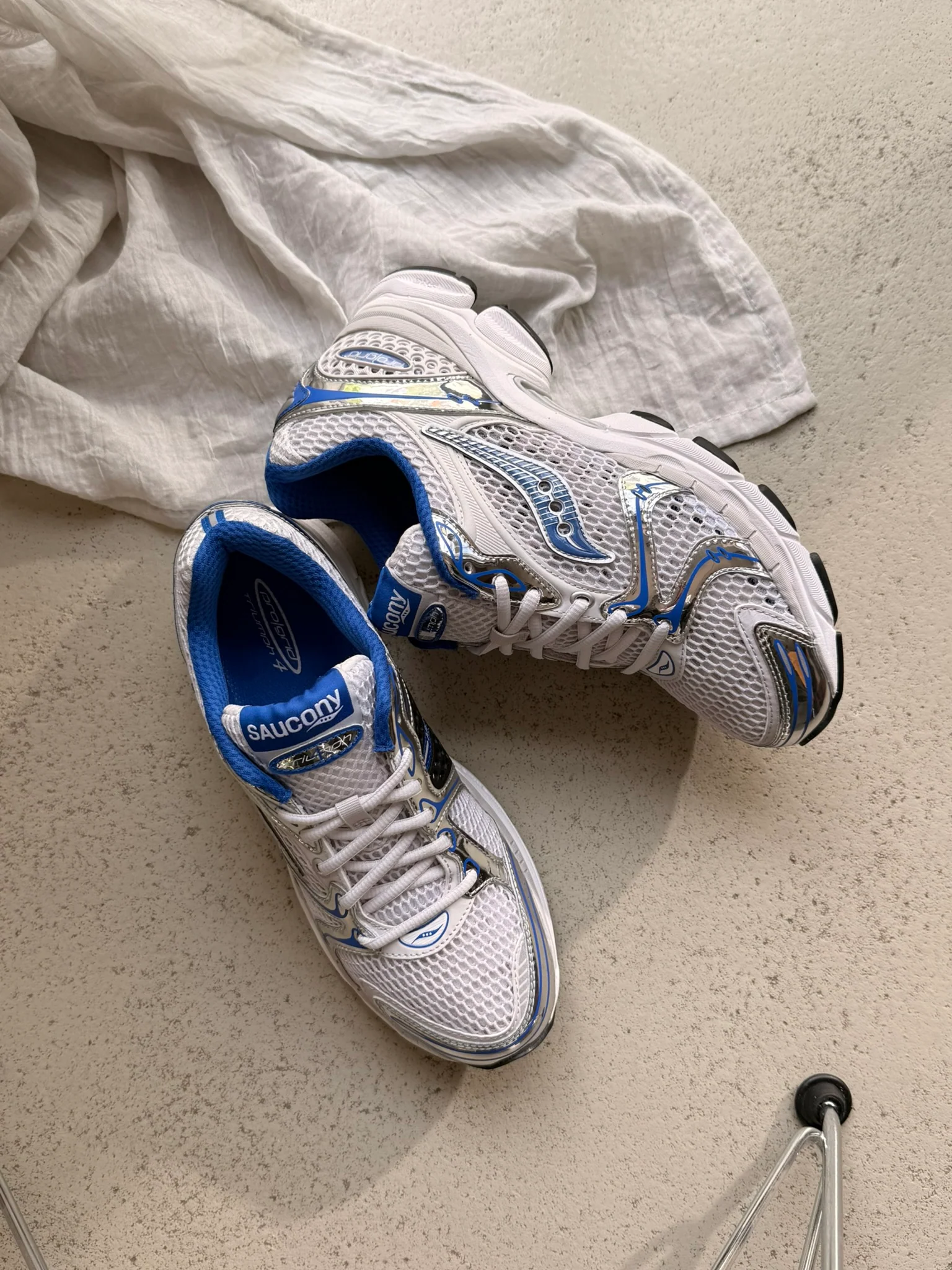 Saucony Pro Grid Triumph 4 - Image 5