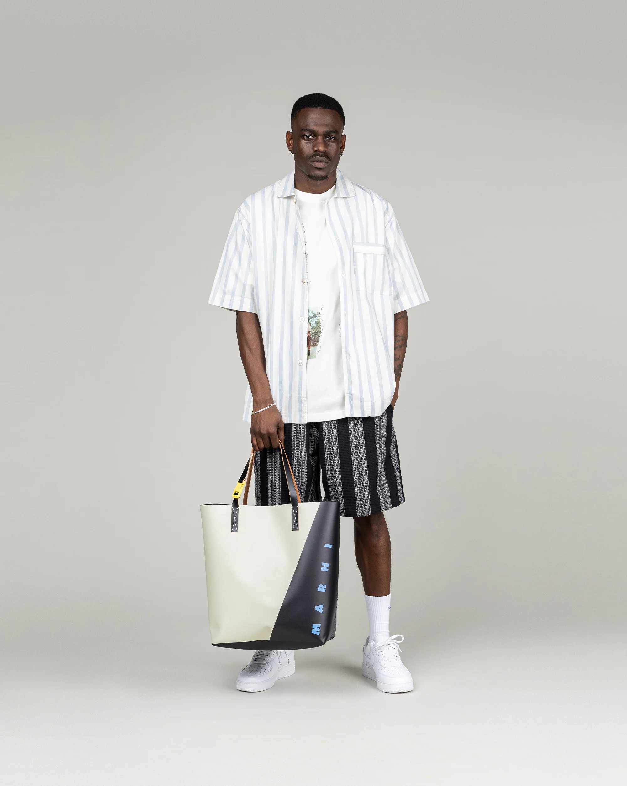 Tekla Pyjamas Short Sleeve Shirt - Image 2