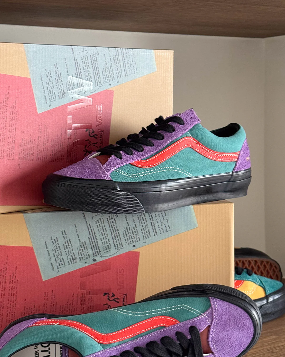 Vans OTW x Julian Klincewicz Old Skool 36 *The Joyous Chorus* - Image 2